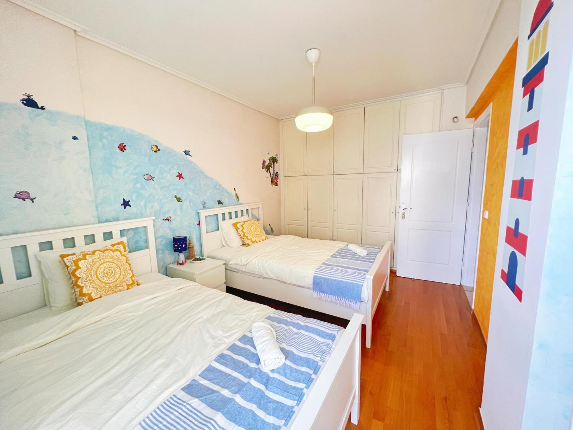 Cozy Fairytal Garden Apartment, Family Friendly, Free Parking, 15 Min To Airport Atena Exterior foto